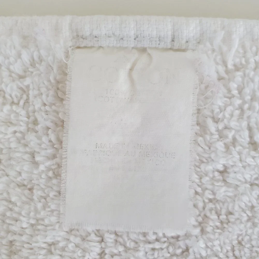 Vintage Fringed Guest Towels 2 White Embroidered Satin Applique 12